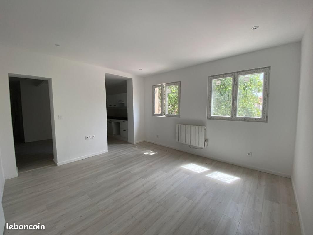 Appartement à louer, 61m², Pia