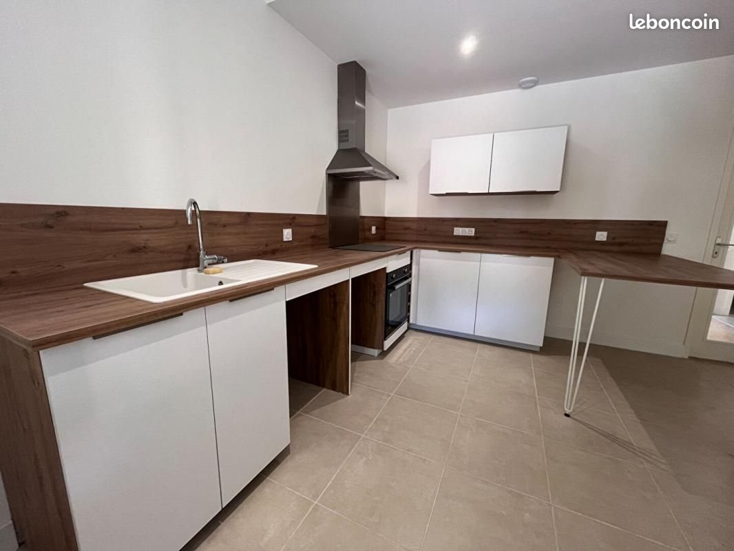 Appartement à louer, 115m², Estagel