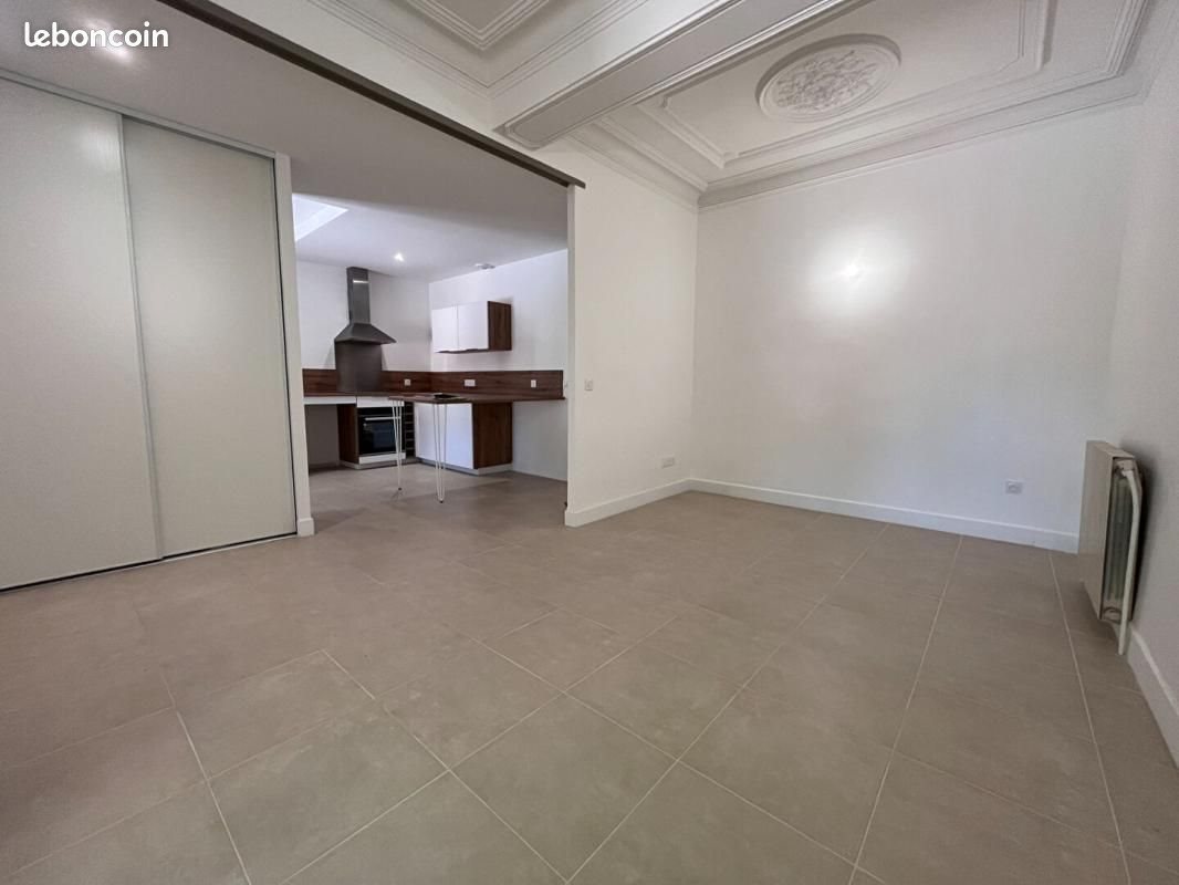 Appartement à louer, 115m², Estagel