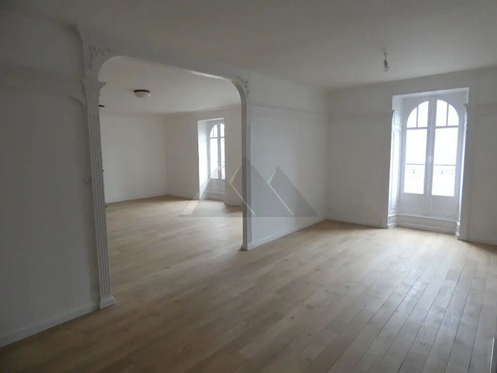 Appartement à louer, 138m², Quimper