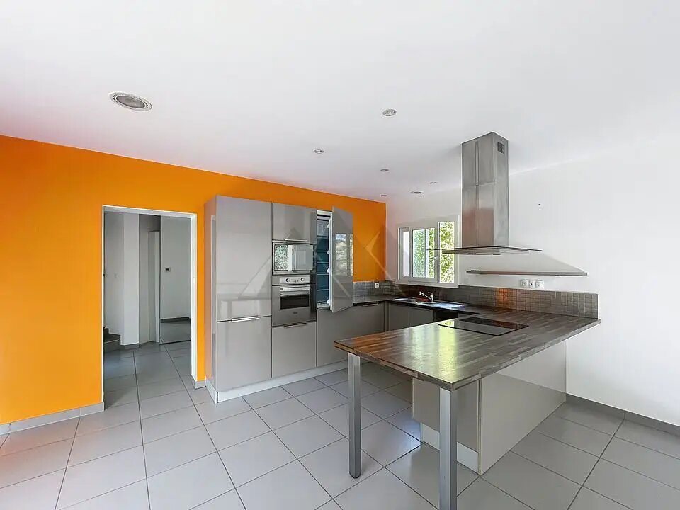 Maison à vendre, 101m², Landrévarzec