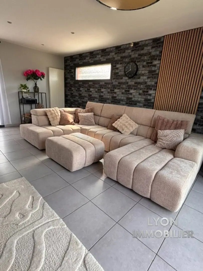 Maison à vendre, 119m², Mions