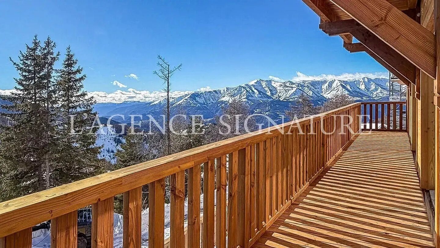 Maison à vendre, 265m², Péone (Valberg)