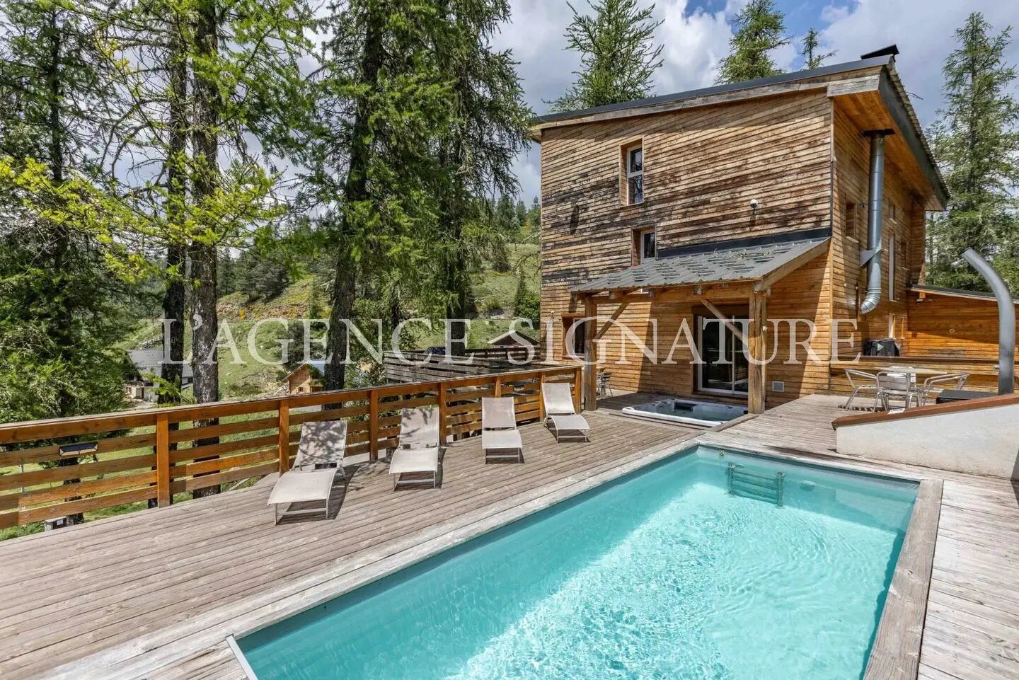 Maison à vendre, 350m², Péone (Valberg)