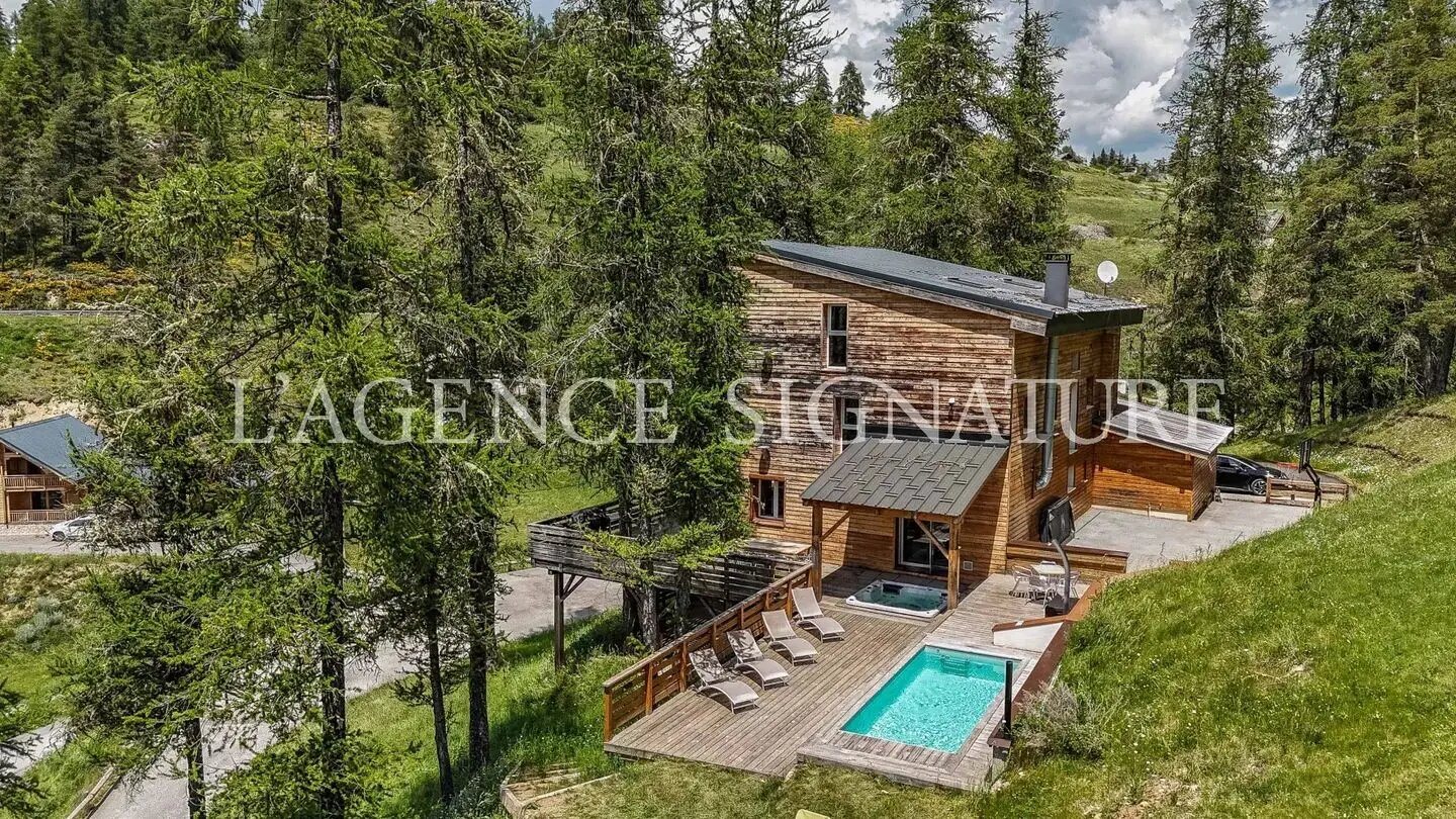 Maison à vendre, 350m², Péone (Valberg)
