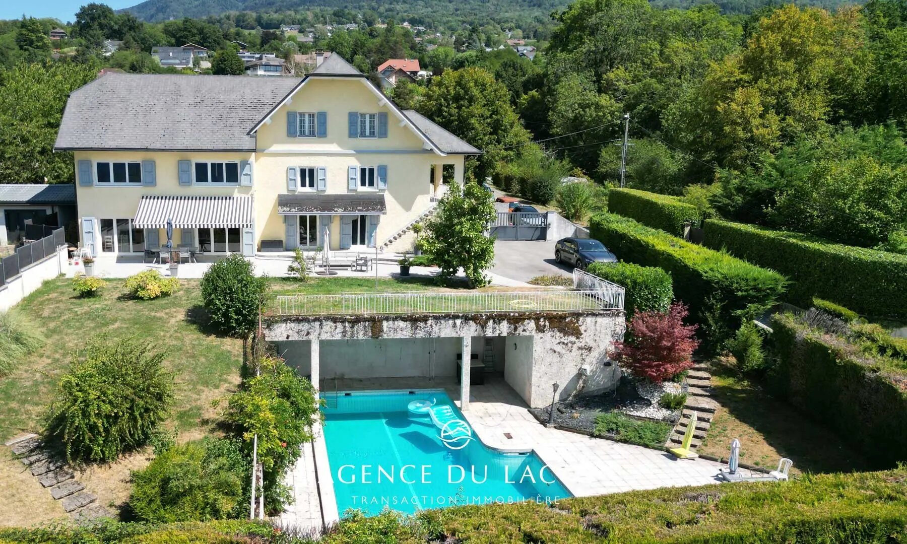 Maison à vendre, 216m², Pugny-Chatenod