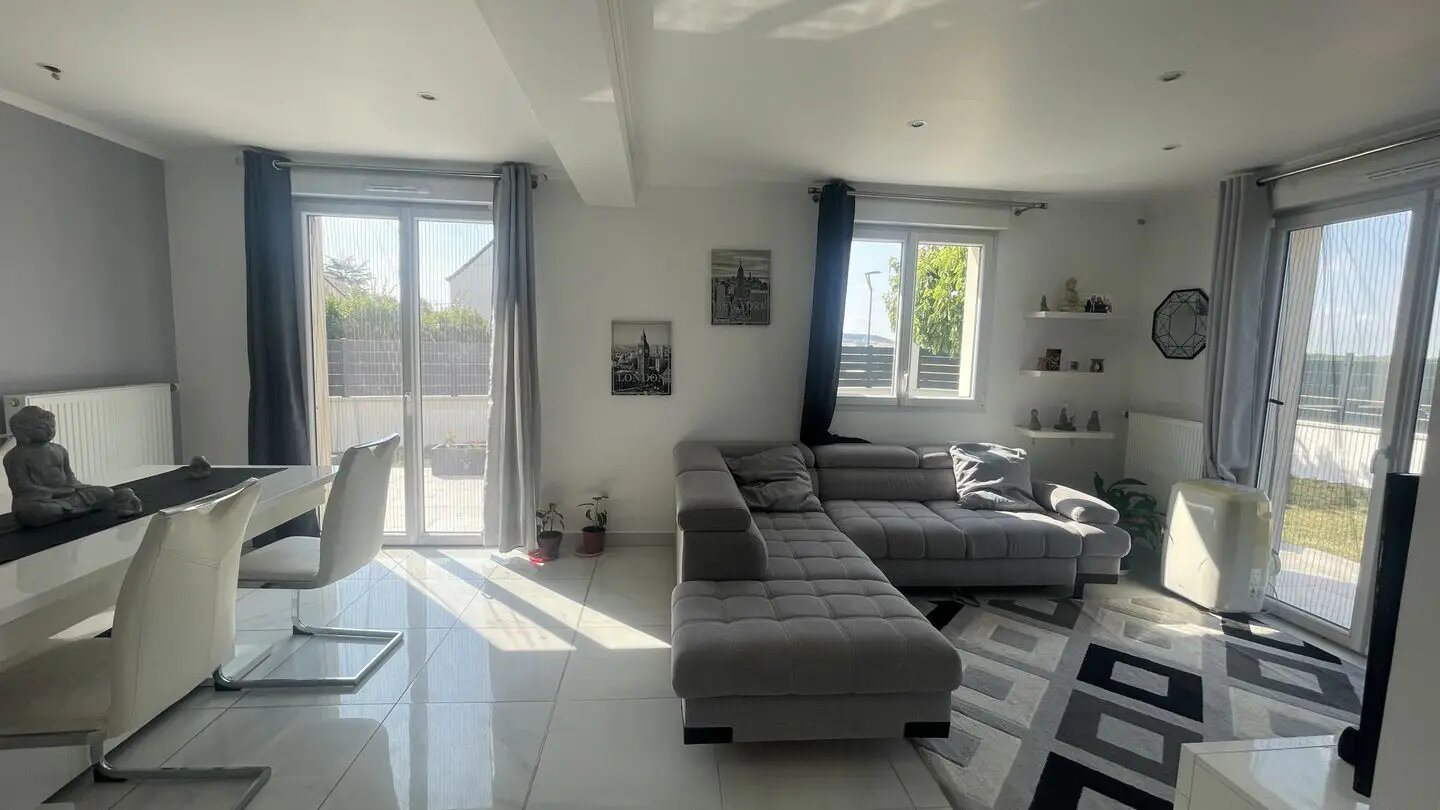 Maison à vendre, 76m², Beynes