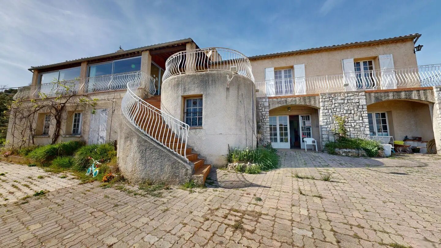 Maison à vendre, 267m², Riez