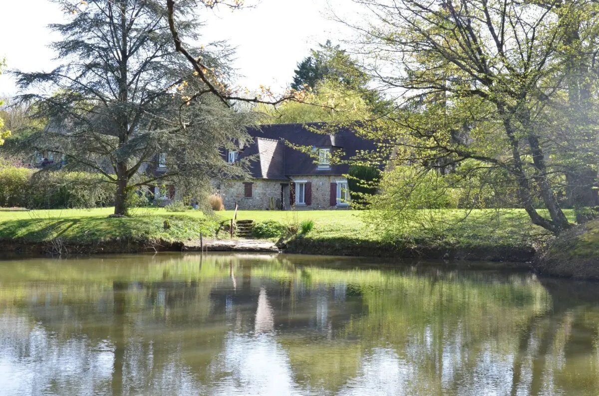 Maison à vendre, 330m², Saint-Forget