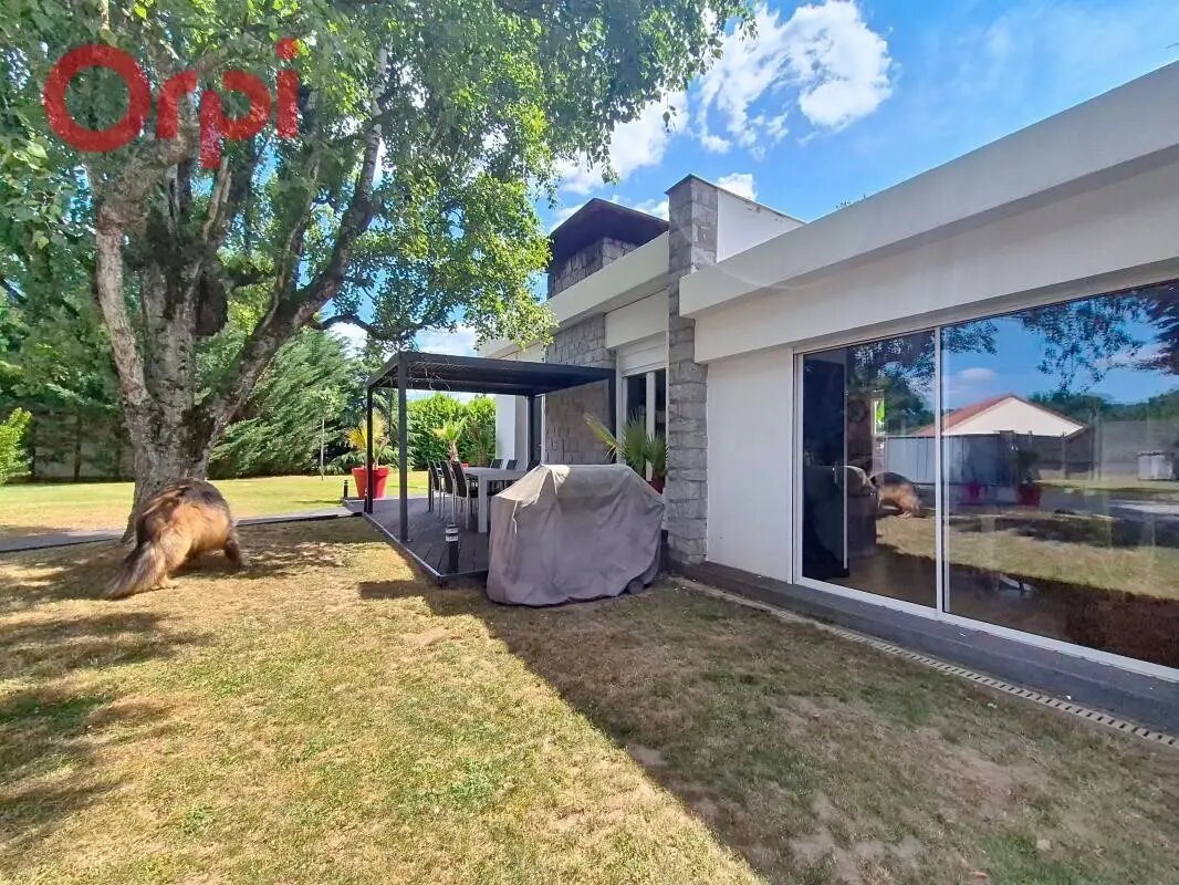 Maison à vendre, 185m², Saint-Yorre