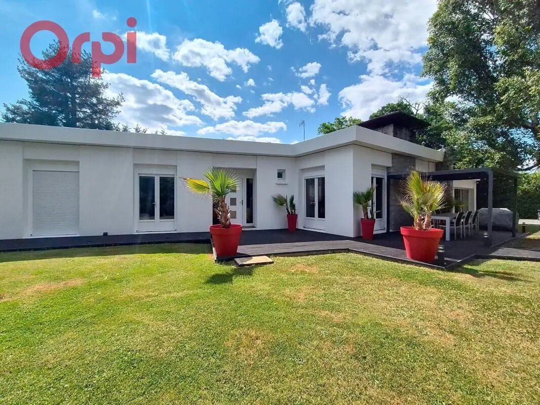 Maison à vendre, 185m², Saint-Yorre
