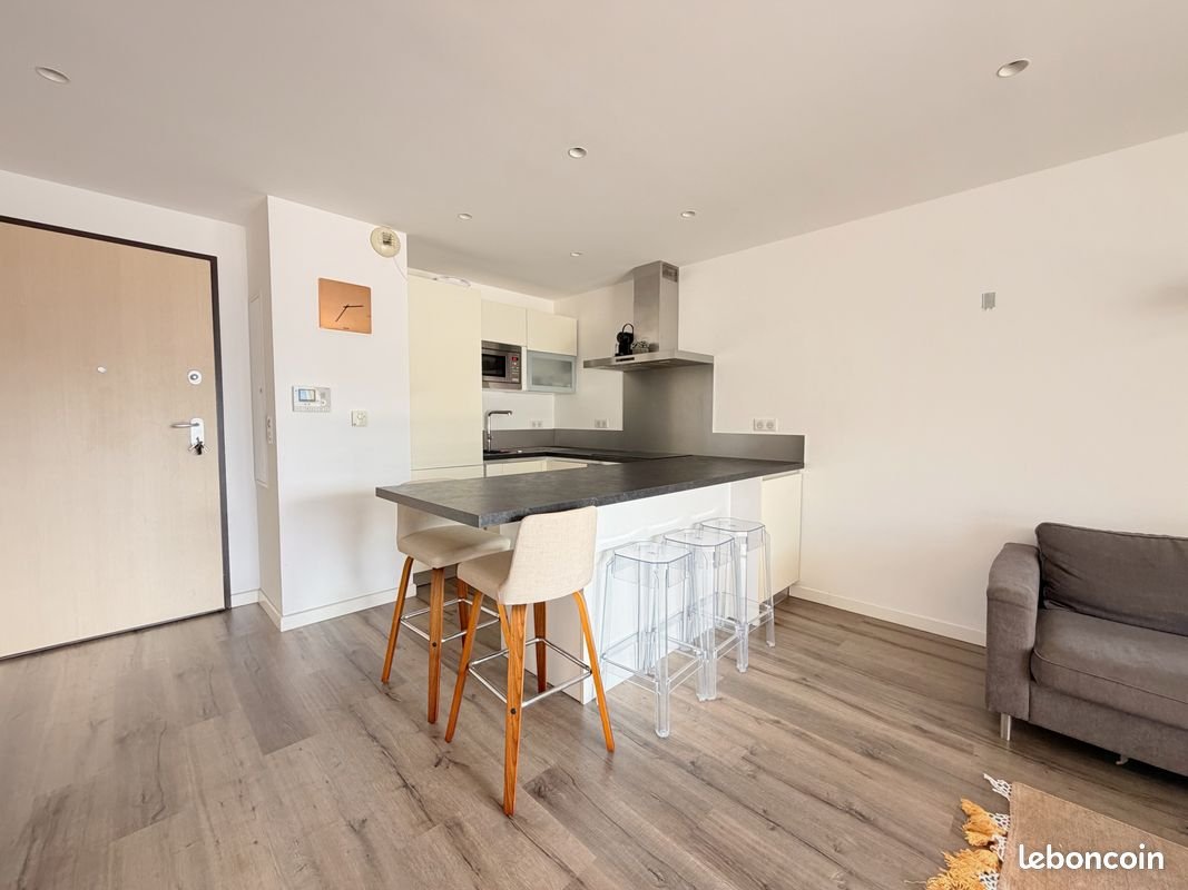 Appartement à louer, 42m², Bastia