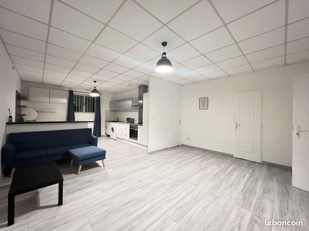 Appartement à louer, 62m², Biguglia