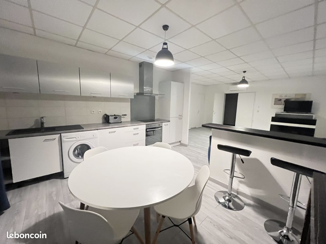 Appartement à louer, 62m², Biguglia