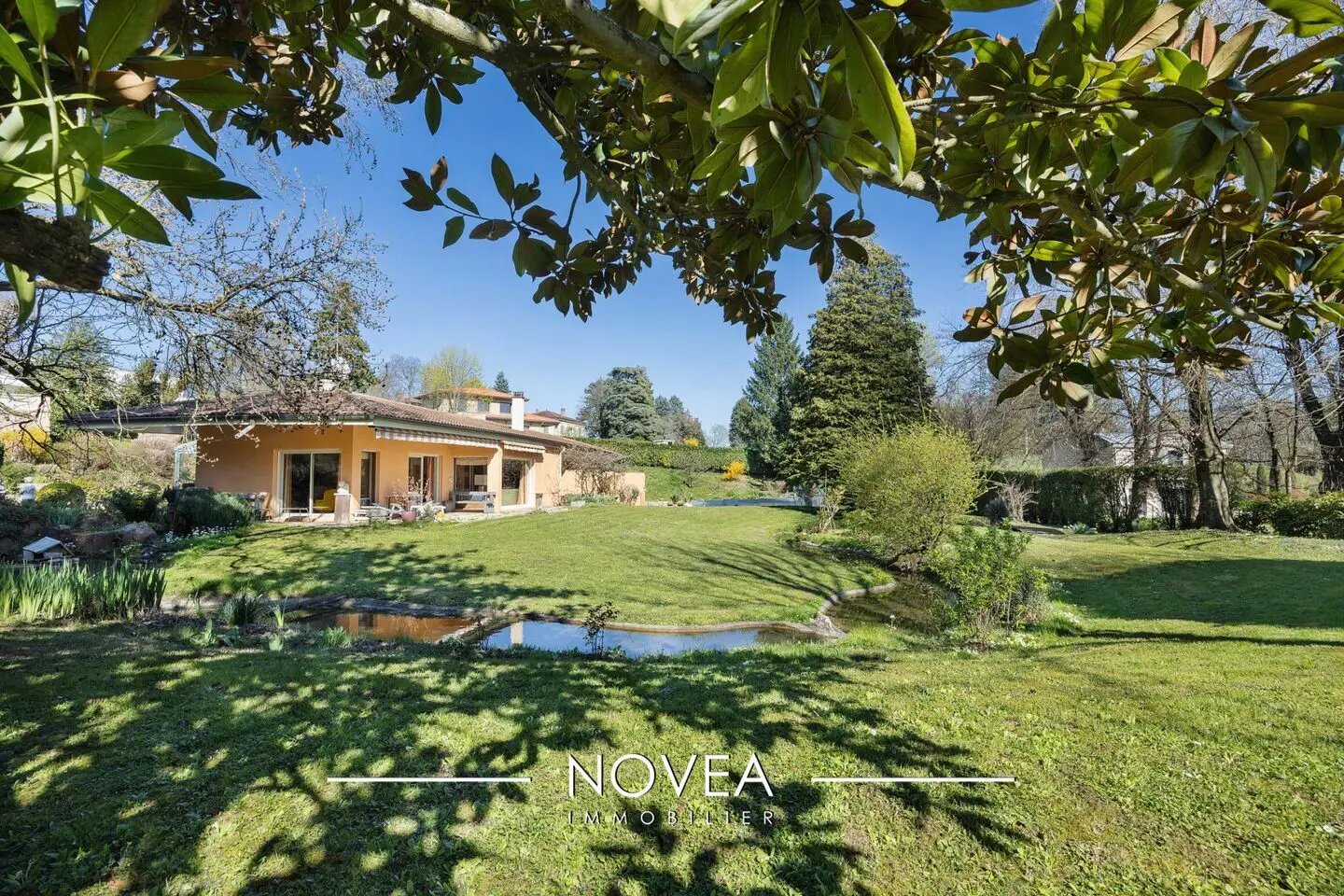 Maison à vendre, 330m², Saint-Cyr-au-Mont-d'Or
