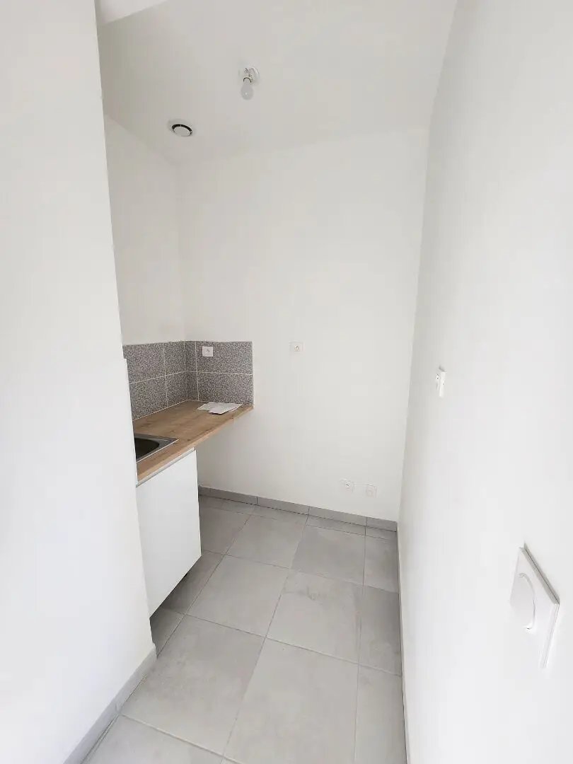 Appartement à louer, 29m², Marseille 11ème