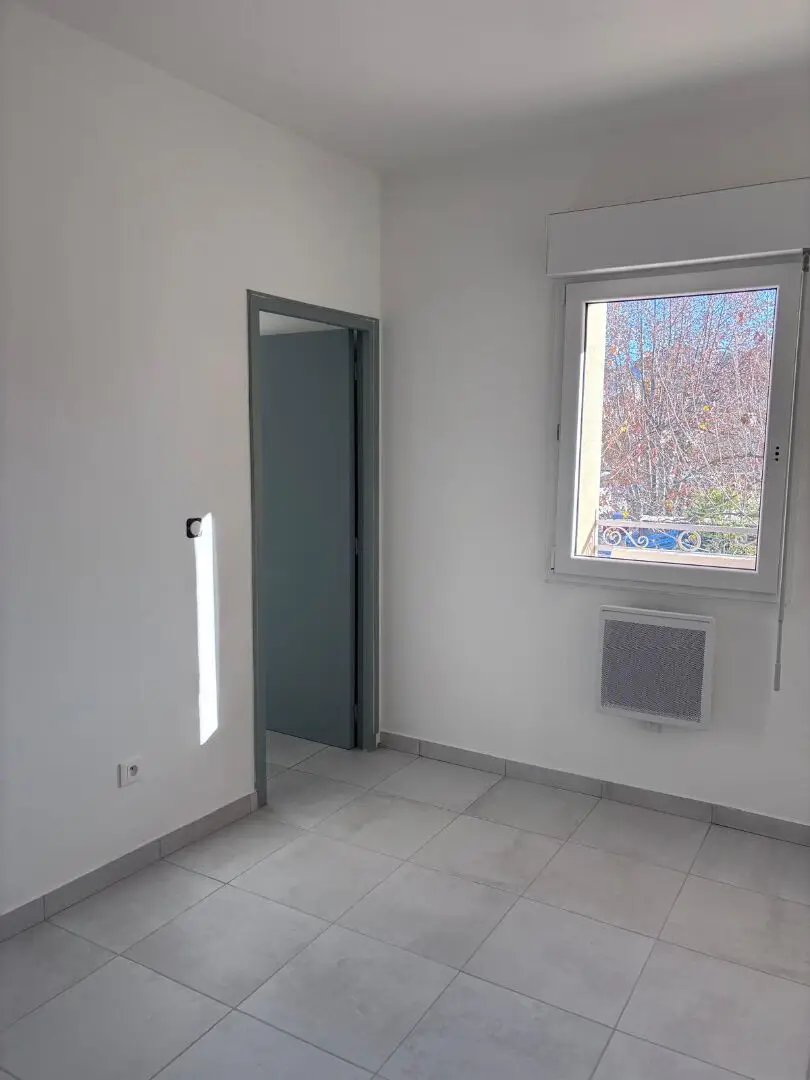 Appartement à louer, 29m², Marseille 11ème