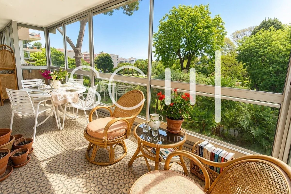 Appartement à vendre, 100m², Antibes