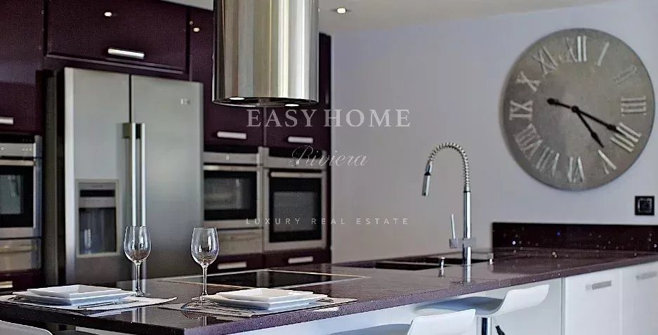 Maison à vendre, 391m², Grasse