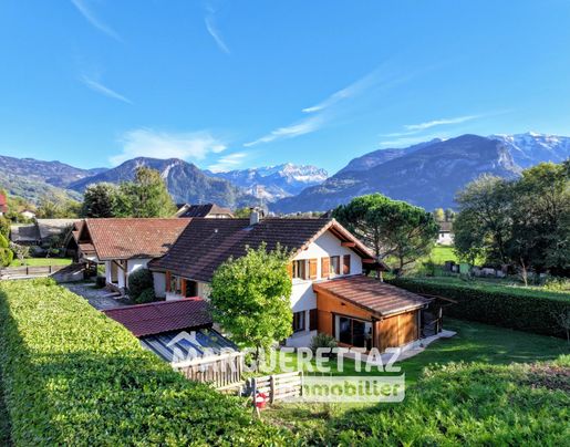Maison 6 pièces 156 m² · à Thyez · 156 m² · 560 000 €