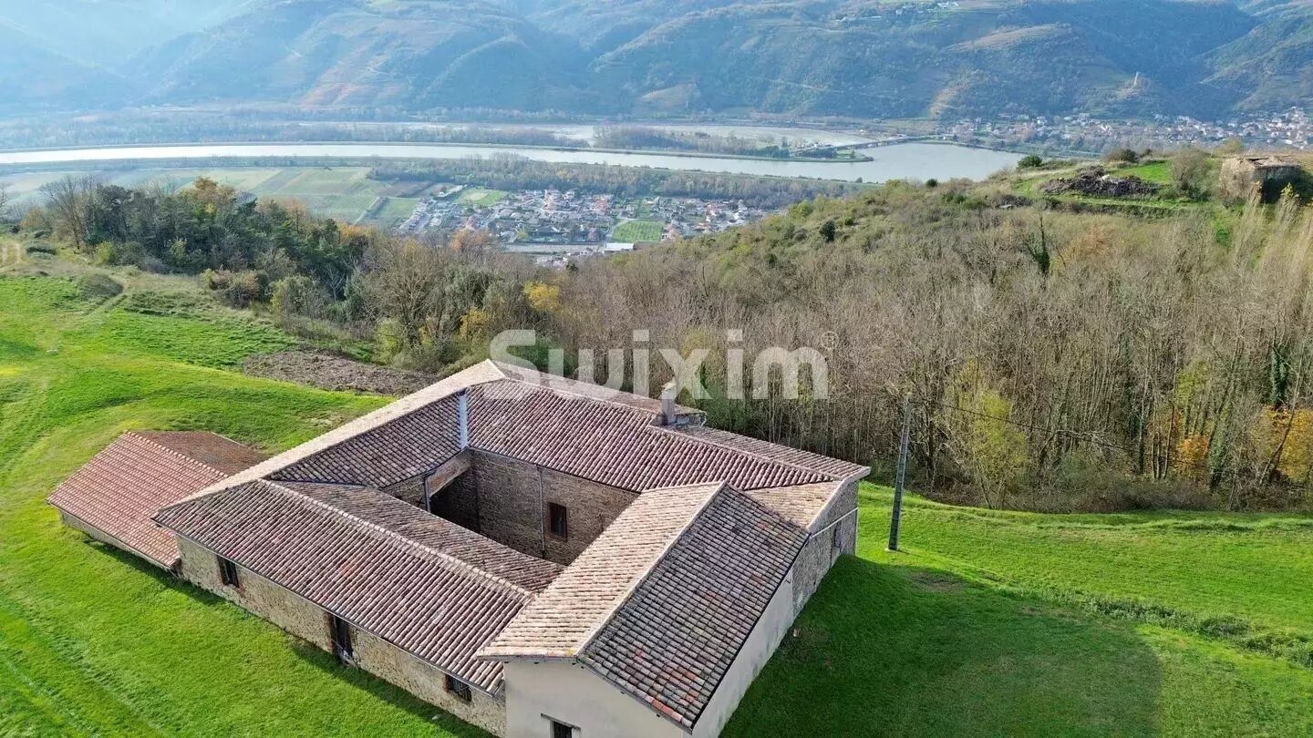 Maison à vendre, 820m², Serves-sur-Rhône