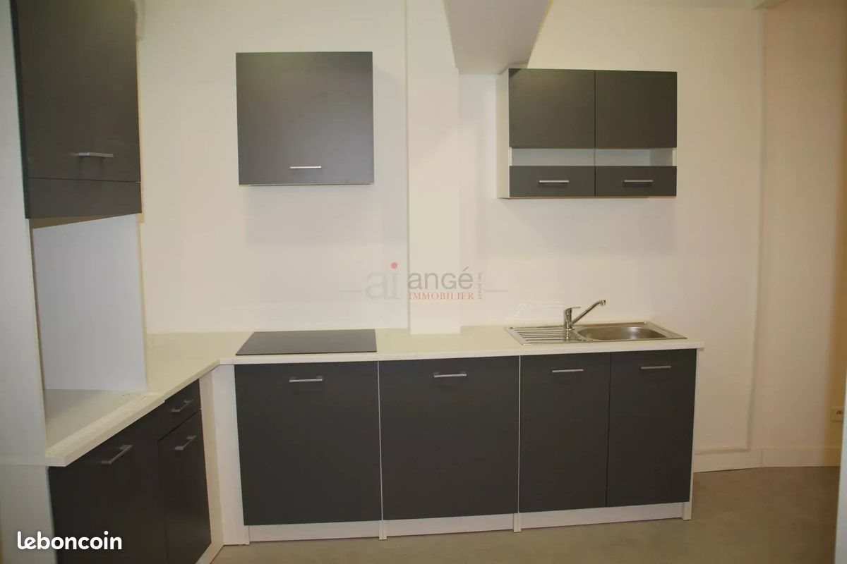 Appartement à vendre, 79m², Pont-de-Chéruy