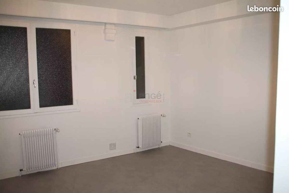 Appartement à vendre, 79m², Pont-de-Chéruy