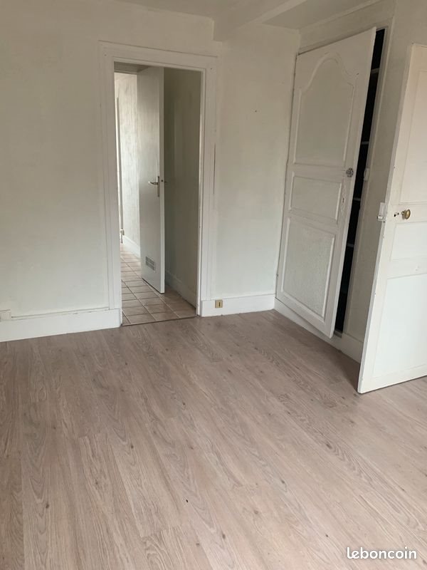 Appartement à louer, 47m², Riom