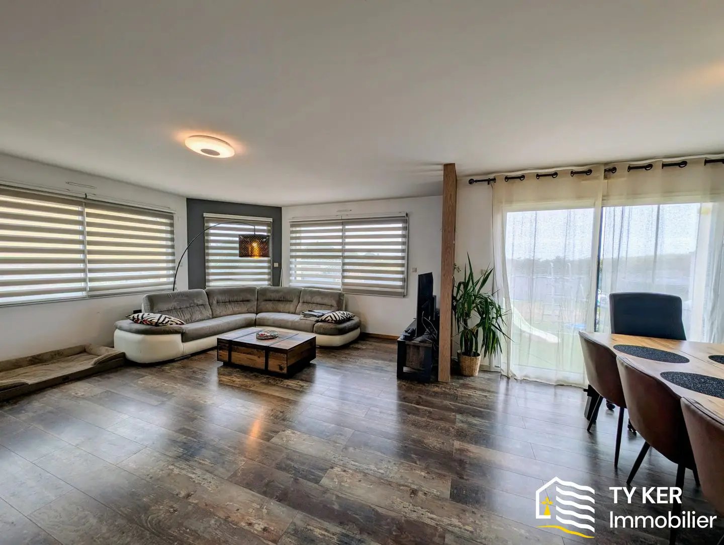 Maison à vendre, 157m², Plourin