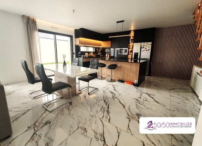 Maison à vendre, 125m², Landivisiau