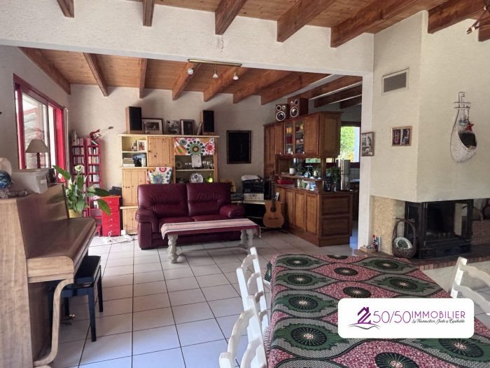 Maison à vendre, 141m², Tréflaouénan