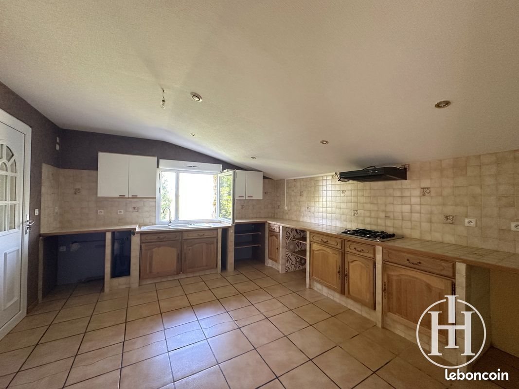 Maison à vendre, 181m², Uzay-le-Venon