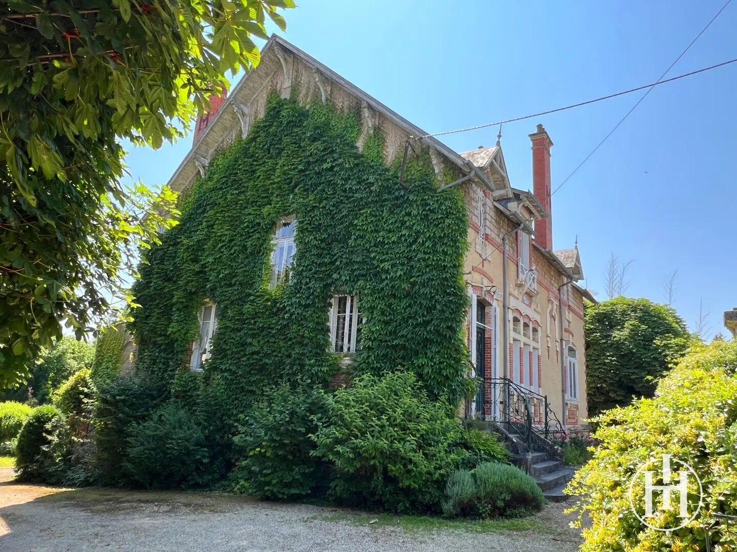 Maison à vendre, 263m², Saint-Amand-Montrond