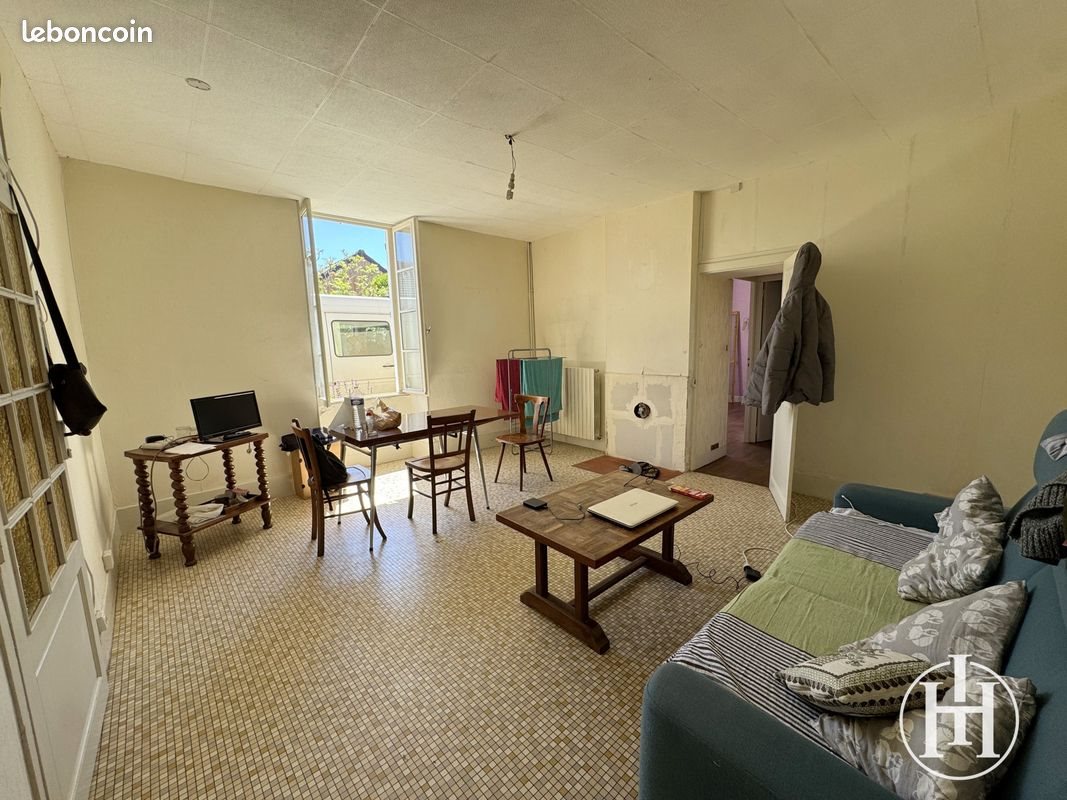 Maison à vendre, 120m², Saint-Amand-Montrond