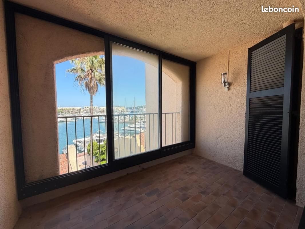 Appartement à louer, 50m², Cogolin
