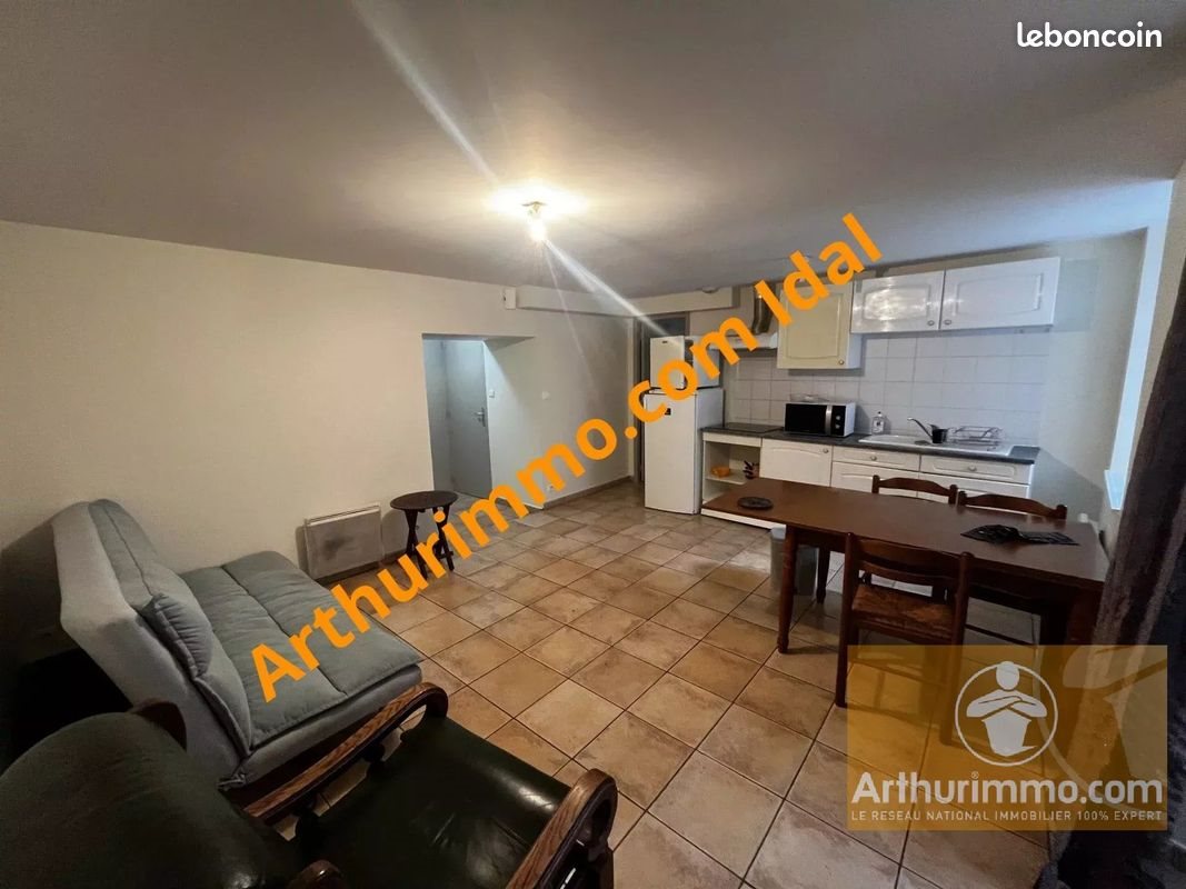 Appartement à louer, 37m², La Canourgue