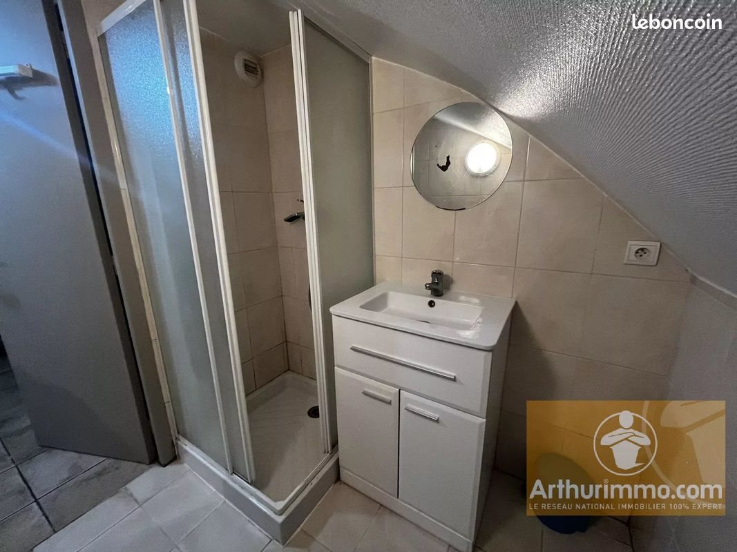Appartement à louer, 37m², La Canourgue