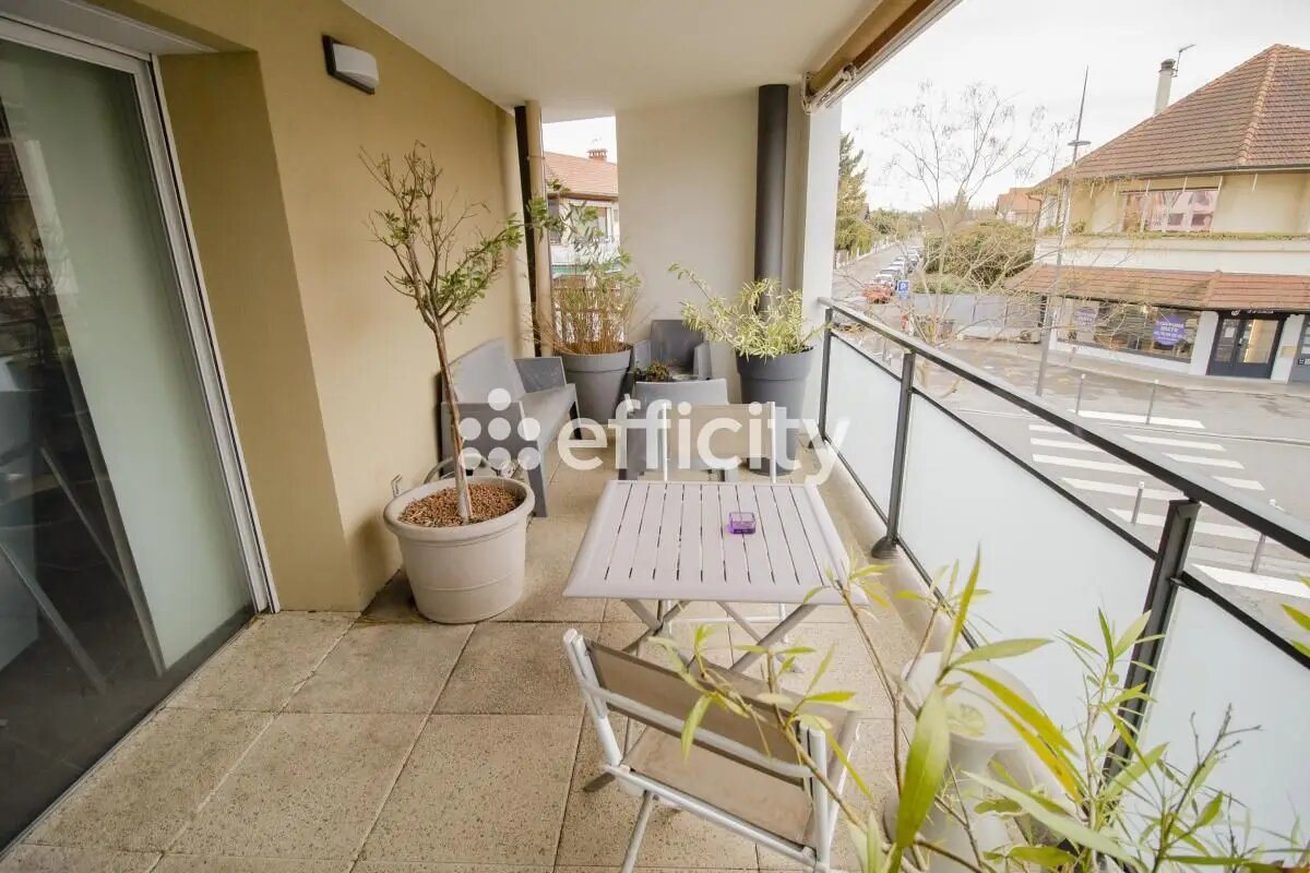 Appartement à vendre, 66m², Chassieu