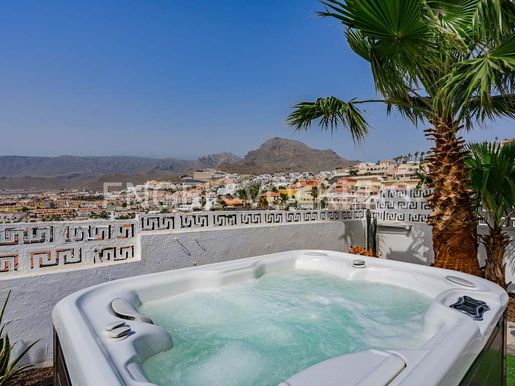 Adeje (Tenerife) photo 3