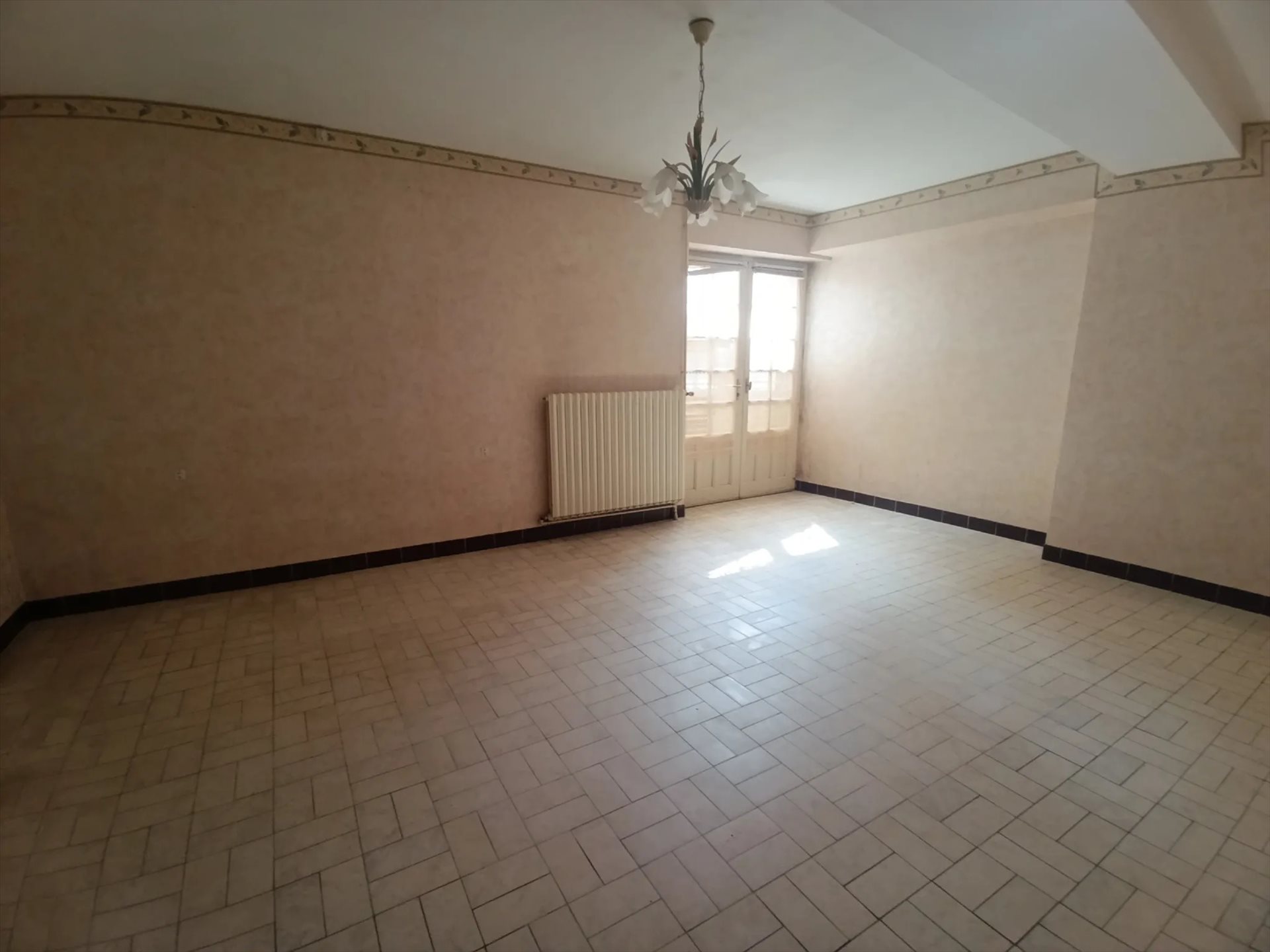 Maison à vendre, 84m², Brûlon