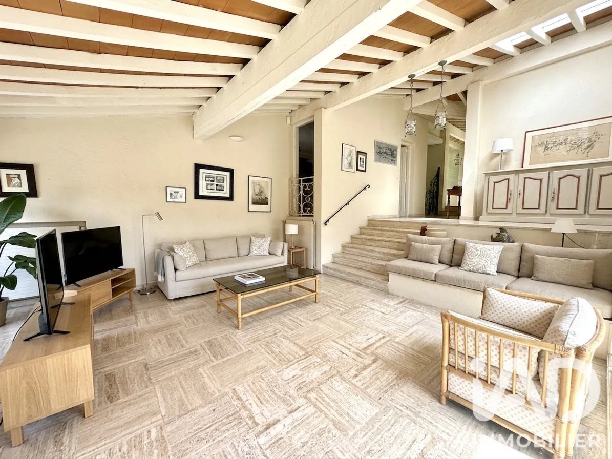 Maison à vendre, 182m², Cavalaire-sur-Mer