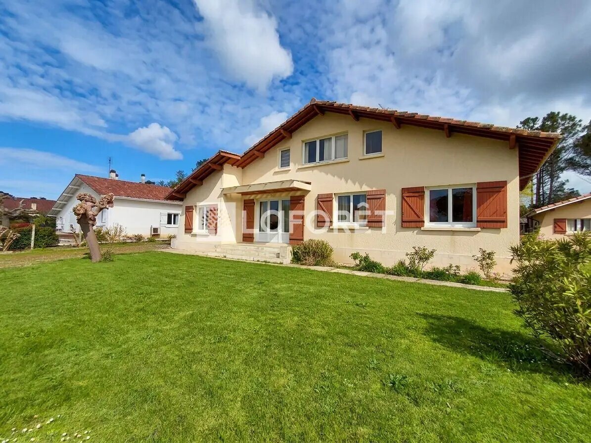 Maison à vendre, 103m², Saint-Julien-en-Born
