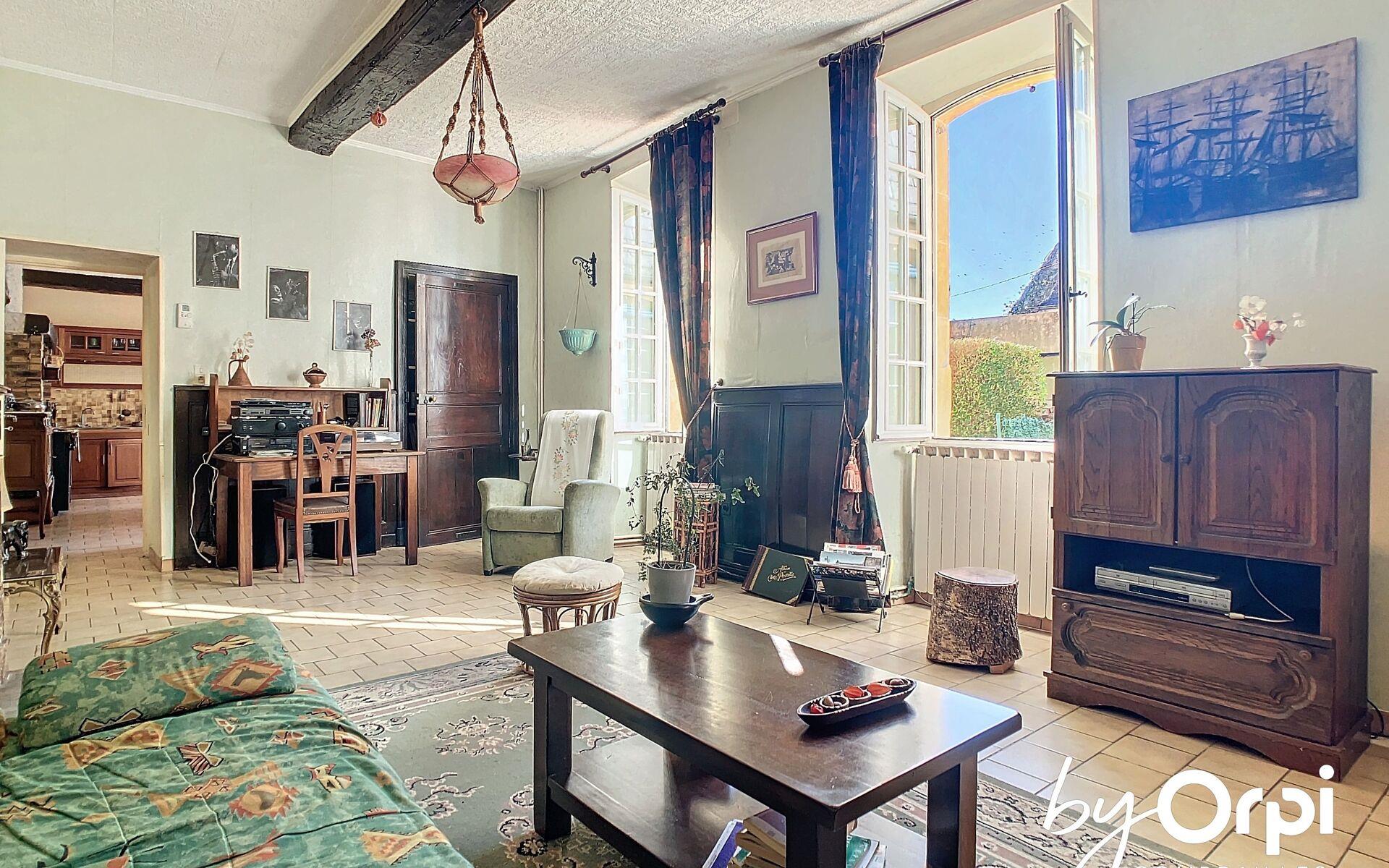 Maison à vendre, 215m², Montaigut-en-Combraille