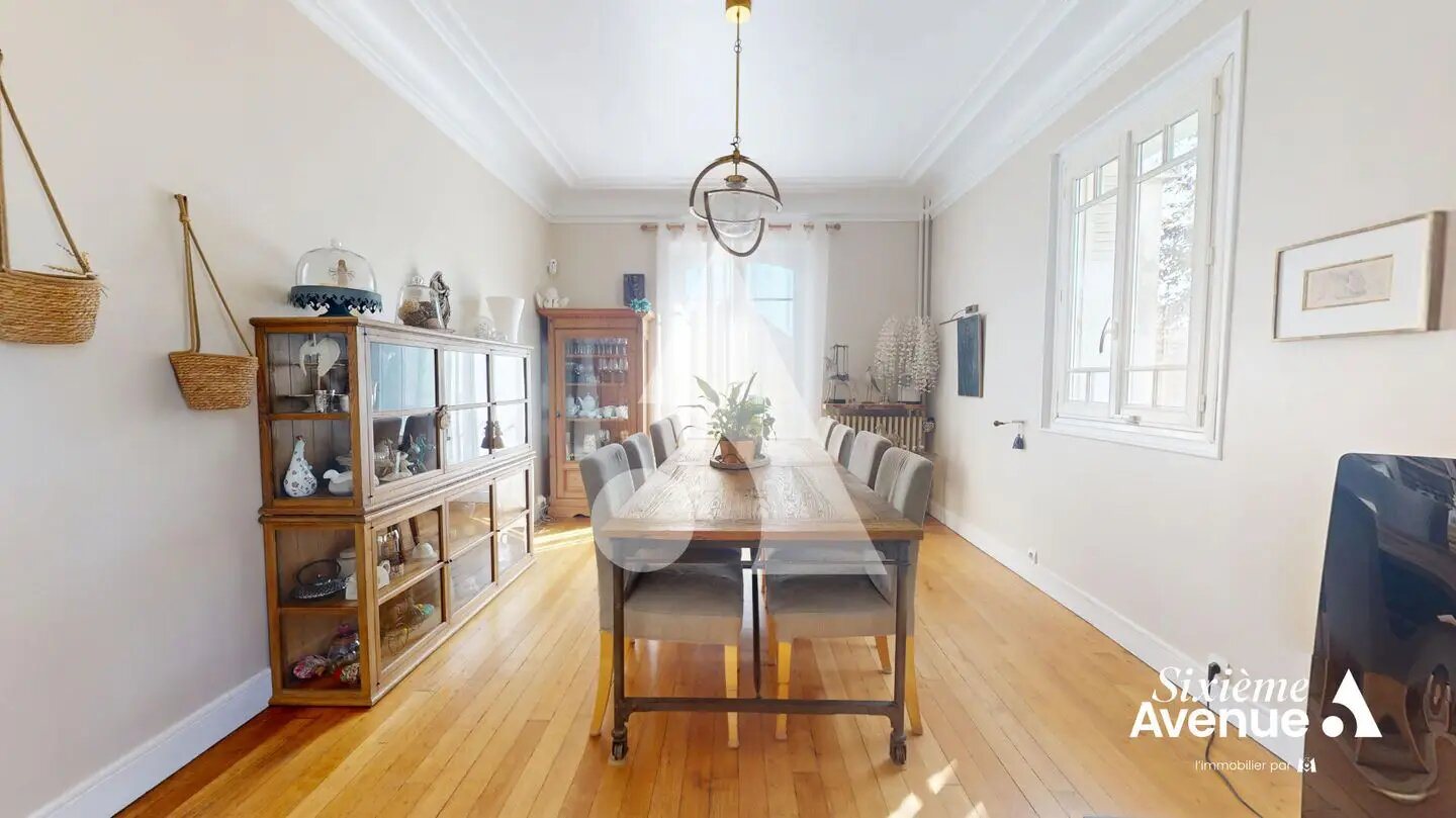Maison à vendre, 188m², Lardy