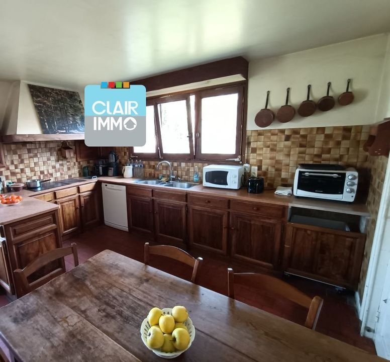 Maison à vendre, 220m², Saint-Cyr-sur-Menthon