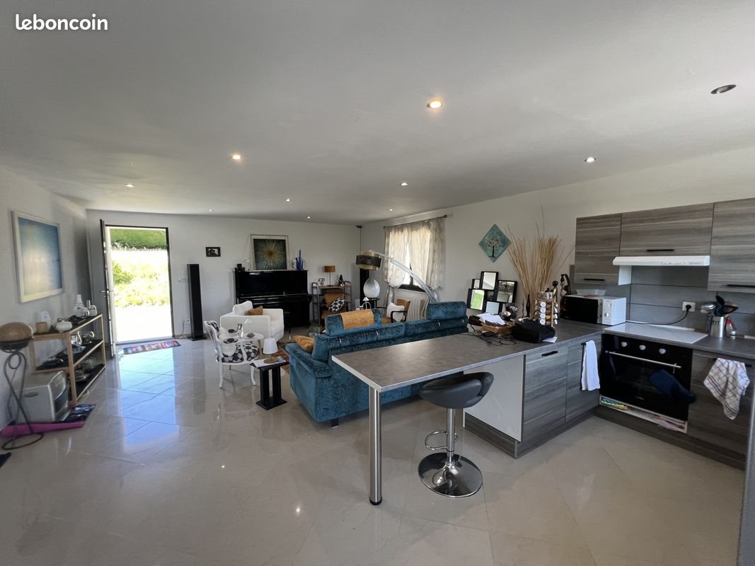 Maison à vendre, 140m², Saint-Romain-de-Lerps