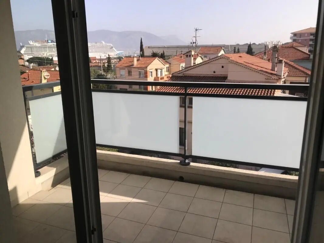 Appartement à louer, 30m², La Seyne-sur-Mer