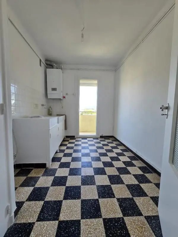Appartement à louer, 68m², La Seyne-sur-Mer