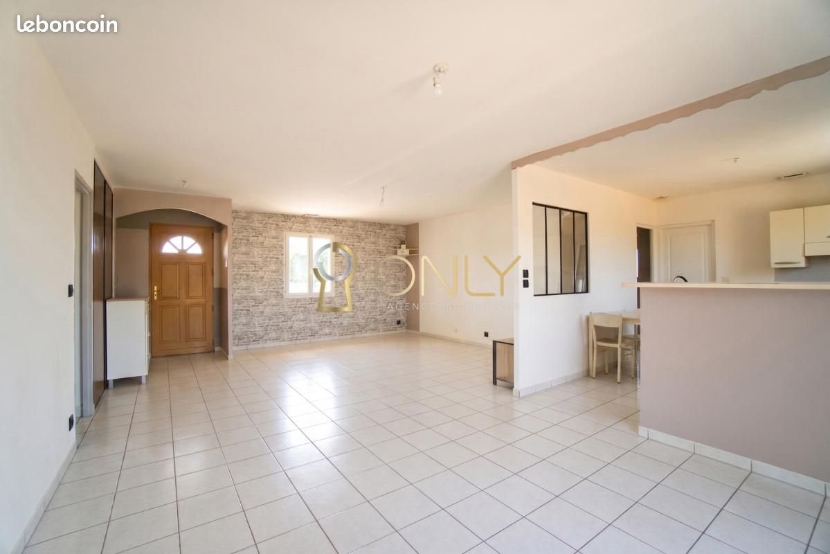 Maison à vendre, 116m², Leyment