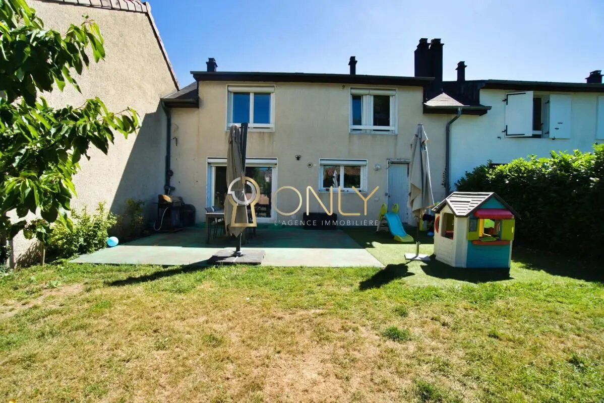 Maison à vendre, 116m², Massieux